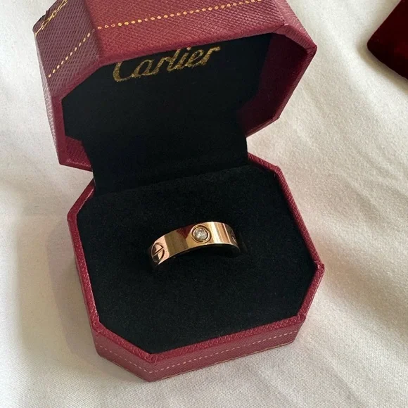 ring - Picture 2 of 3